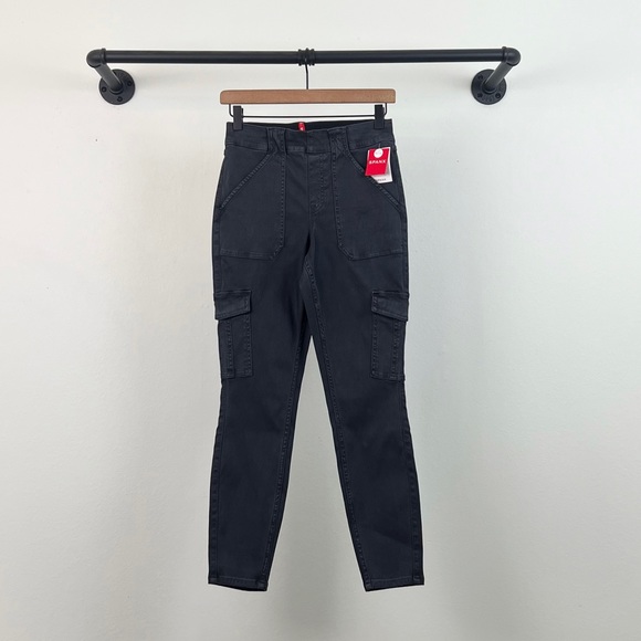 SPANX NWT Stretch Twill Cargo Ankle Pants in Grey - Picture 6 of 10